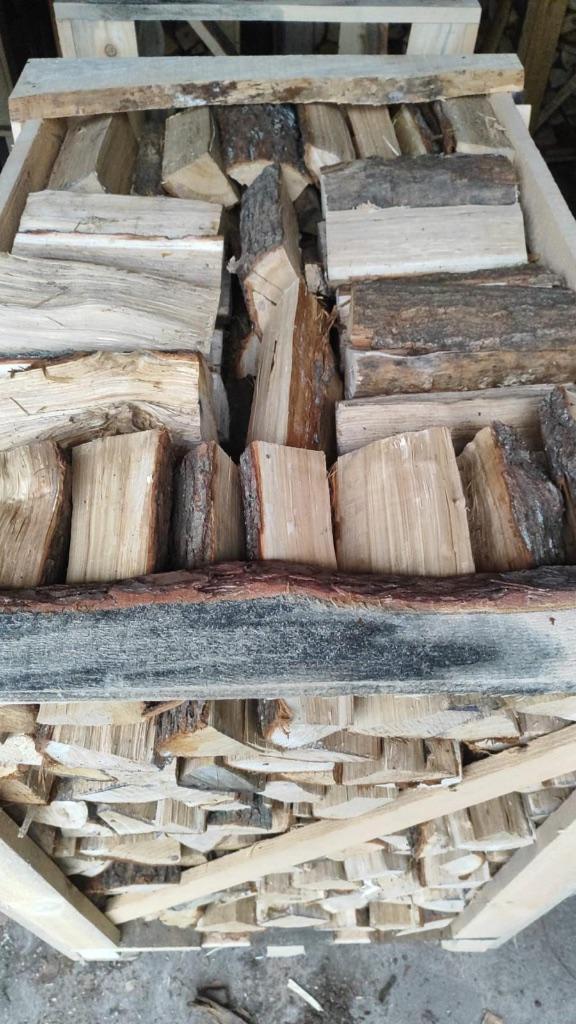 Eikenhout losgestort - brandhout, kachelhout, haardhout, Tuin en Terras, Haardhout, Minder dan 3 m³, Ophalen, Eikenhout, Blokken