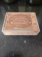 In prachtige conditie oud sigaren kistje, Verzamelen, Ophalen of Verzenden, Zo goed als nieuw, Tabaksdoos of Verpakking