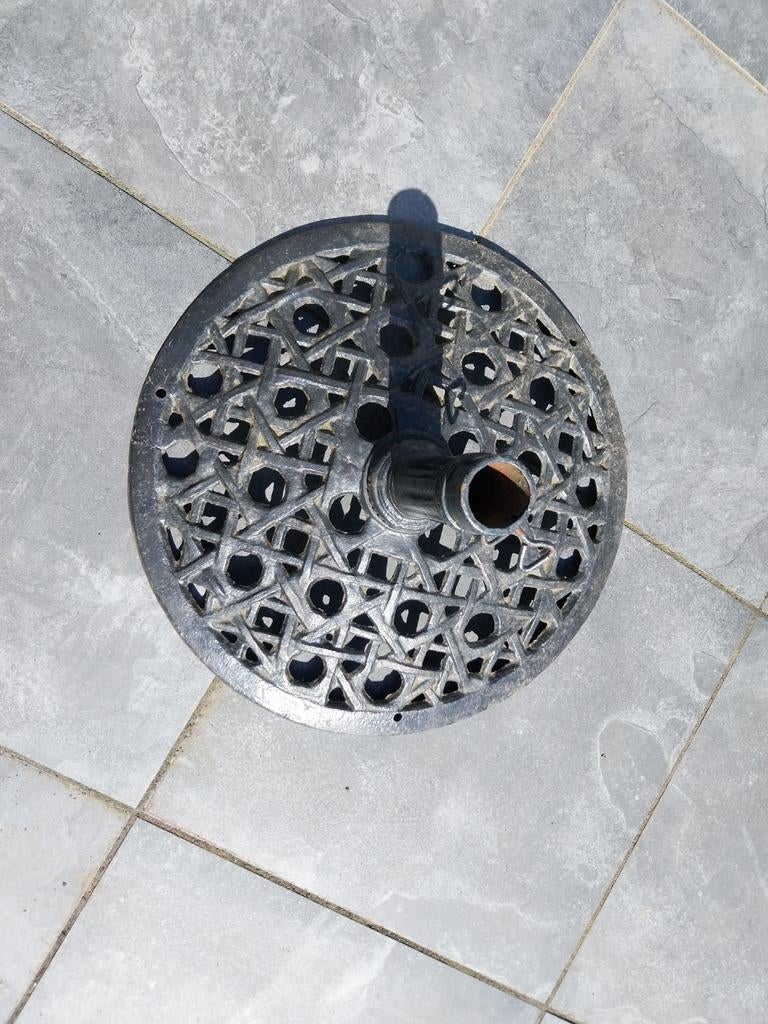 Gietijzeren parasolvoet - 62.5 cm doorsnede, Ophalen, Gebruikt, Minder dan 1 meter, Parasolvoet