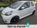 Toyota Aygo 1.0-12V Comfort Sport/Airco/Apk 01-2027, Voorwielaandrijving, Stof, Gebruikt, Zwart