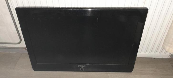 Samsung TV 80x55 cm met afstandsbediening en muurbeugel, Audio, Tv en Foto, Televisies, Gebruikt, 80 tot 100 cm, Samsung, Ophalen of Verzenden