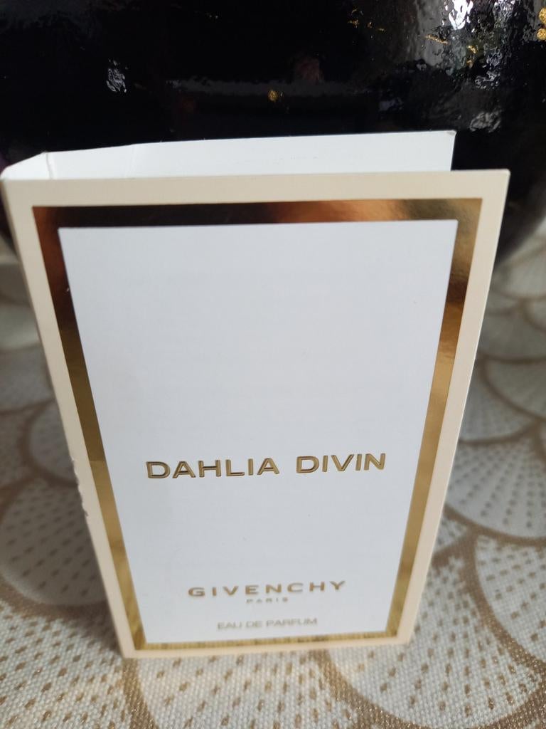 Proefje  Dahlia Divin Givenchy, Ophalen of Verzenden, Nieuw