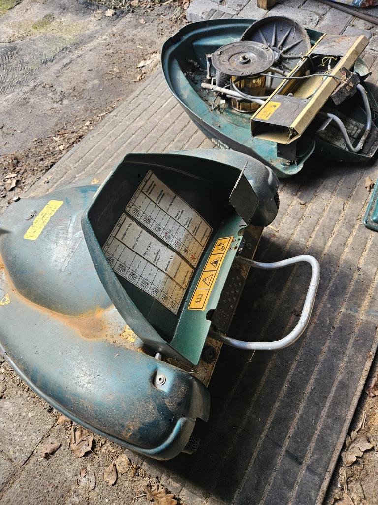 automower G1 robotmaaier  onderdelen defect laadstations, Ophalen, Gebruikt