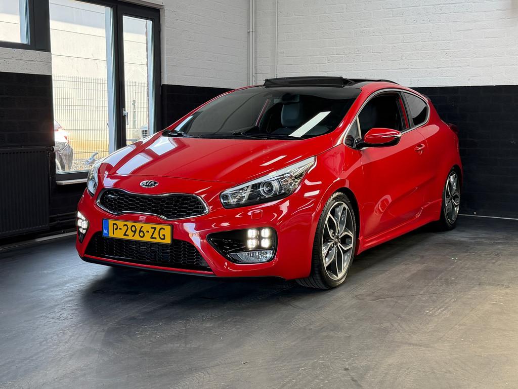 Kia Pro_cee'd 1.6 T-GDi GT | 204PK | Pano | Alcantara | Stoe, Auto's, Kia, Voorwielaandrijving, Gebruikt, 4 cilinders, Elektrische ramen