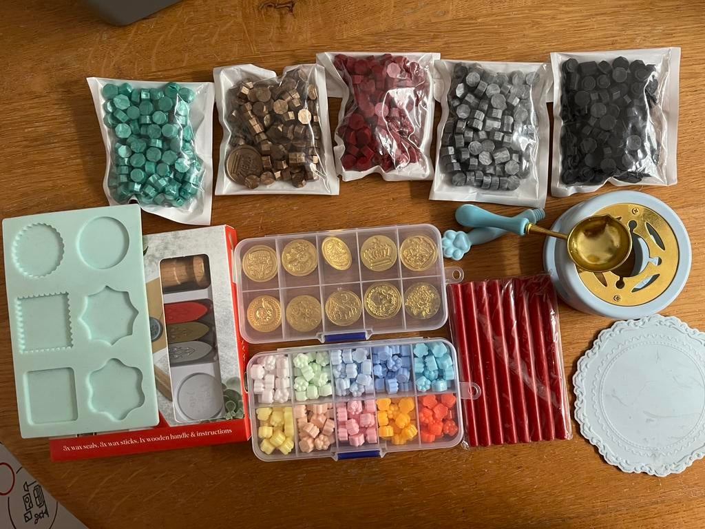 Wax stempels, Ophalen of Verzenden, Zo goed als nieuw, Overige thema's, Pons of Mal