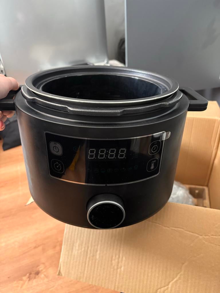 Multicooker - Zo goed als nieuw (2x gebruikt), Ophalen of Verzenden, Zo goed als nieuw