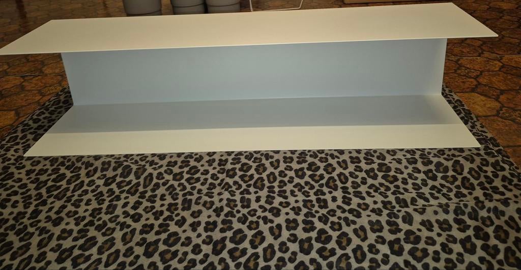 Ikea Botkyrka metalen wandrek wit, Huis en Inrichting, Woonaccessoires | Wandplanken en Boekenplanken, Ophalen, Zo goed als nieuw