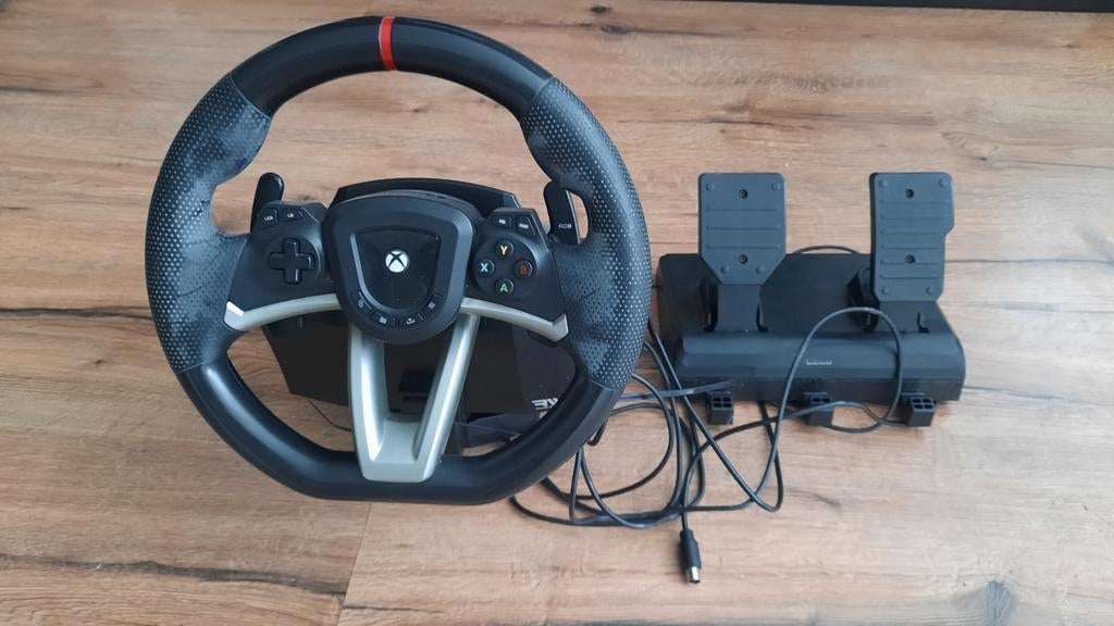 Hori Racing Wheel Overdrive voor Xbox - Zo goed als nieuw, Ophalen of Verzenden, Zo goed als nieuw, Stuurtje of Sportattribuut