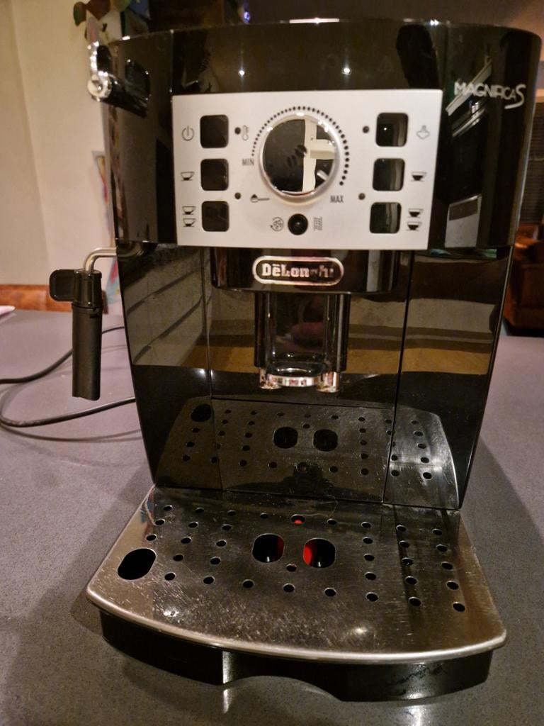 DeLonghi Magnifica S ECAM 22.110.B koffiemachine, Ophalen of Verzenden