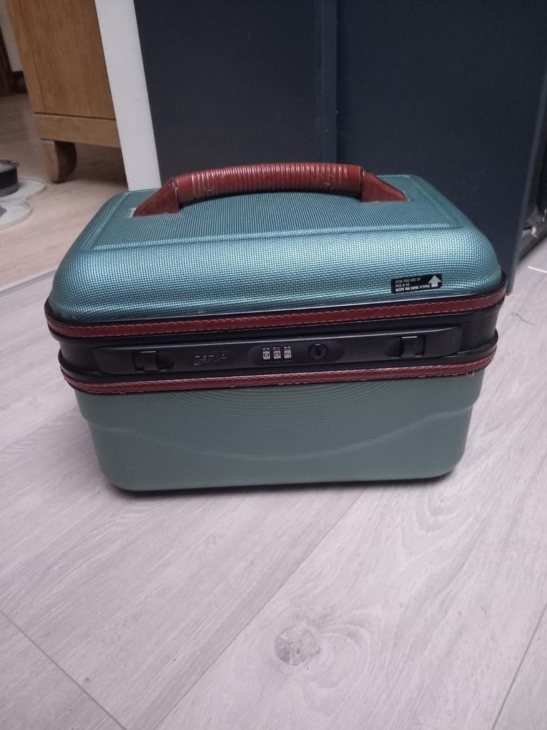 Vintage DARTA Beautycase met cijferslot en spiegel, Met slot, Ophalen of Verzenden, Zo goed als nieuw, Hardcase