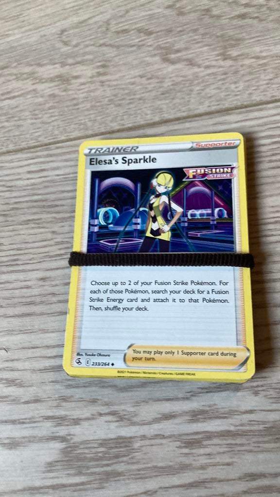 Aantal supporter trainers, Hobby en Vrije tijd, Verzamelkaartspellen | Pokémon, Ophalen of Verzenden, Gebruikt, Meerdere kaarten
