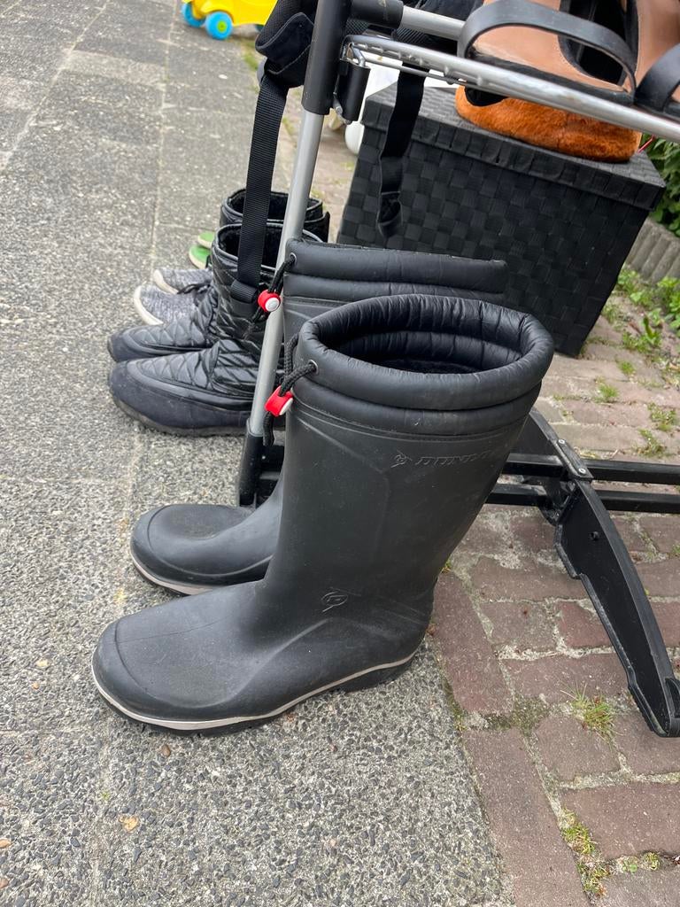 Zwarte Dunlop regenlaarzen maat 42 - Garage sale Goutum, Ophalen, Gedragen