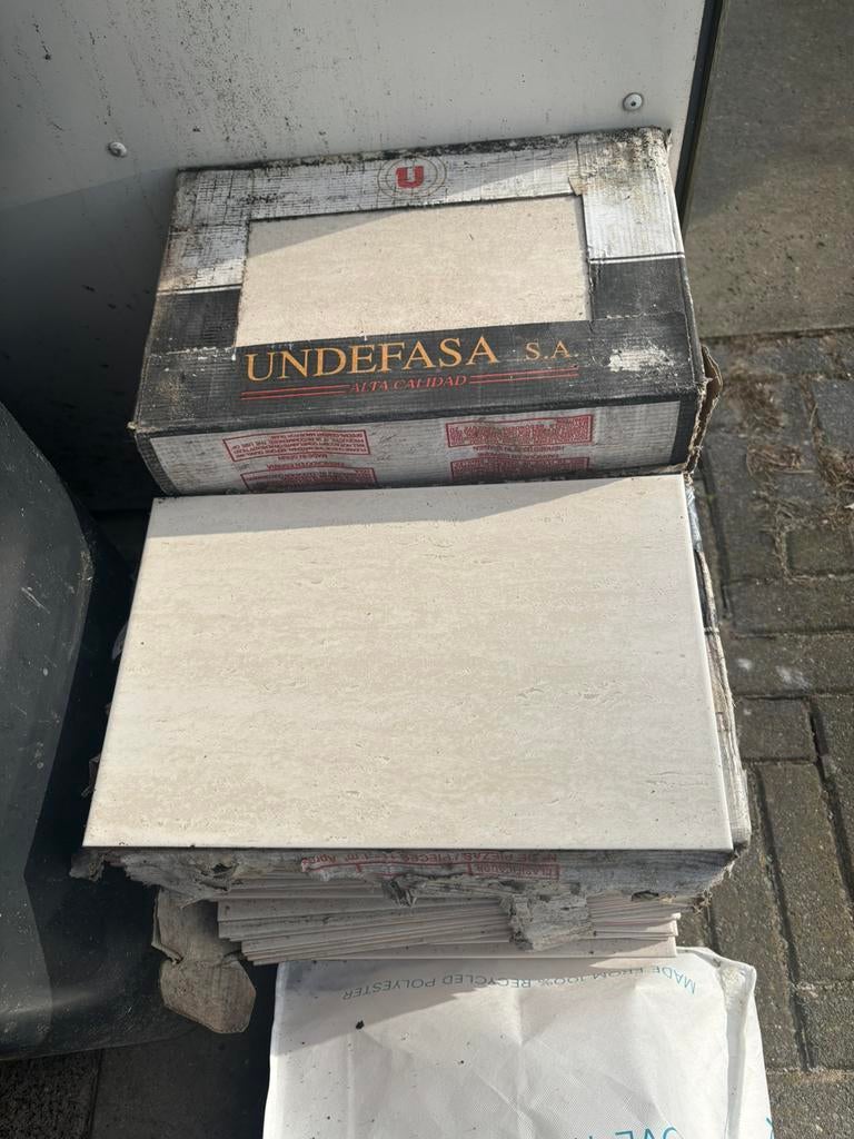 Wandtegels, Doe-het-zelf en Verbouw, Tegels, Ophalen of Verzenden, Zo goed als nieuw, Minder dan 5 m², 20 tot 40 cm