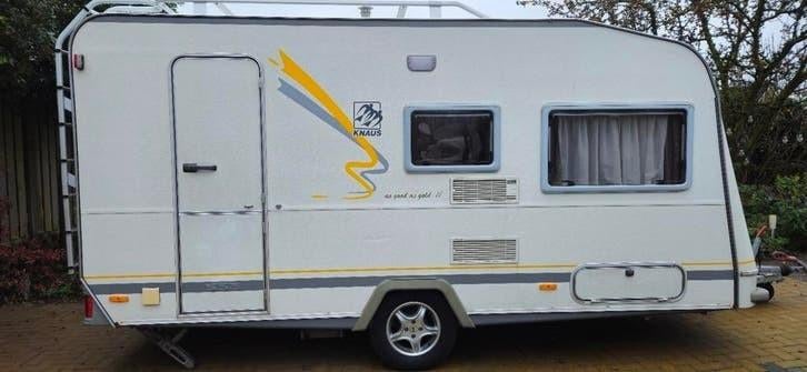 Knaus Südwind 400TM (F) “caravan - Perfect voor uw vakantie!, Caravans en Kamperen, Caravans, Vast bed, Treinzit, Particulier