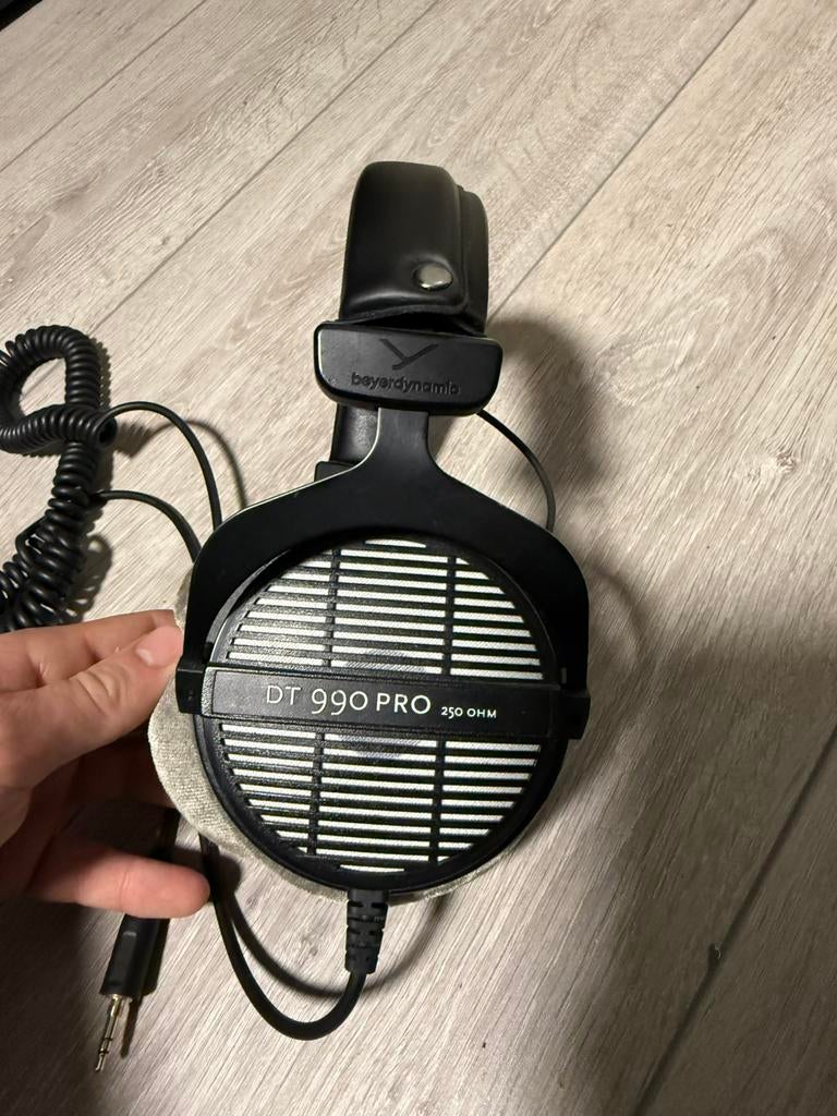 Beyerdynamic DT 990 Pro, Audio, Tv en Foto, Koptelefoons, Ophalen of Verzenden, Zo goed als nieuw, Over oor (circumaural), Overige merken