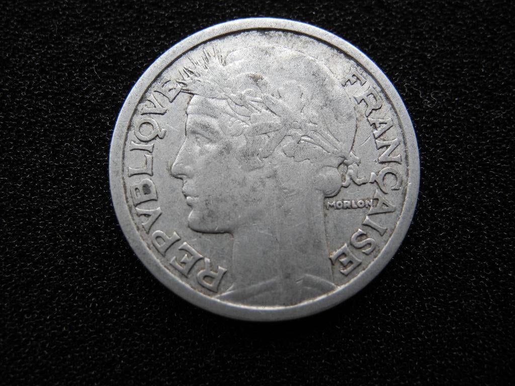 Historische Franse munt – 2 Francs 1945 – ontwerp Morlon, Ophalen of Verzenden, Frankrijk, Losse munt