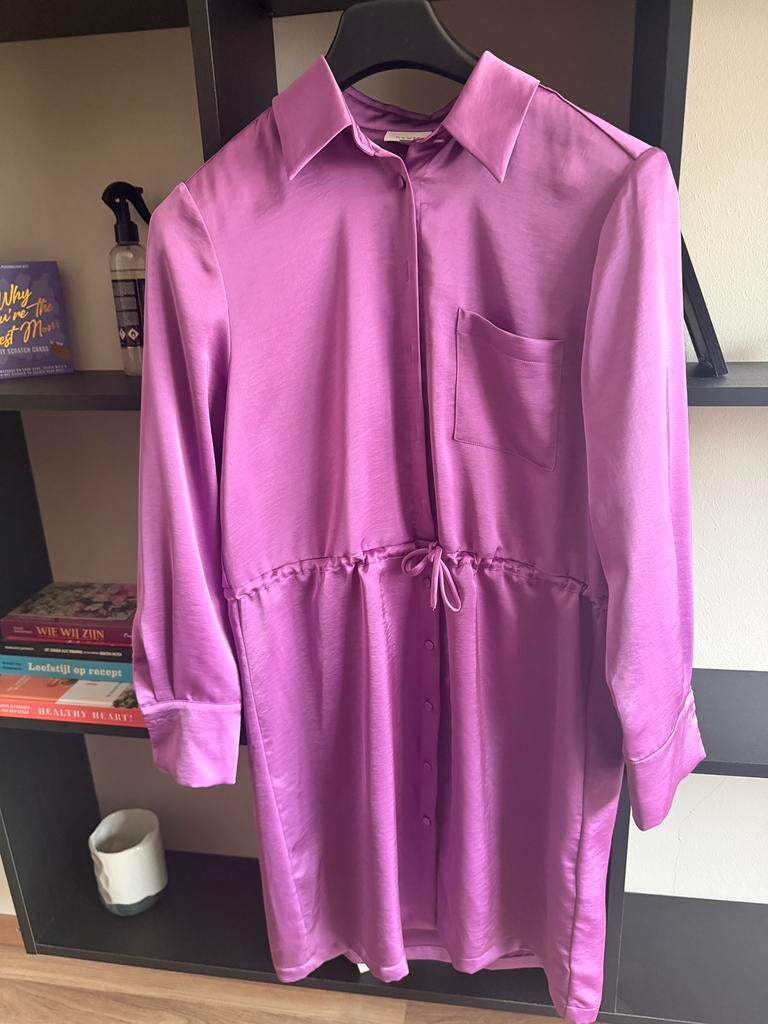 Dante satijnen jurk maar 2/36, Kleding | Dames, Jurken, Paars, Ophalen of Verzenden, Zo goed als nieuw, Maat 36 (S)