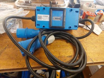 Mixo stroommeter CEE stekkers 230V 16A, Watersport en Boten, Bootonderdelen, Gebruikt