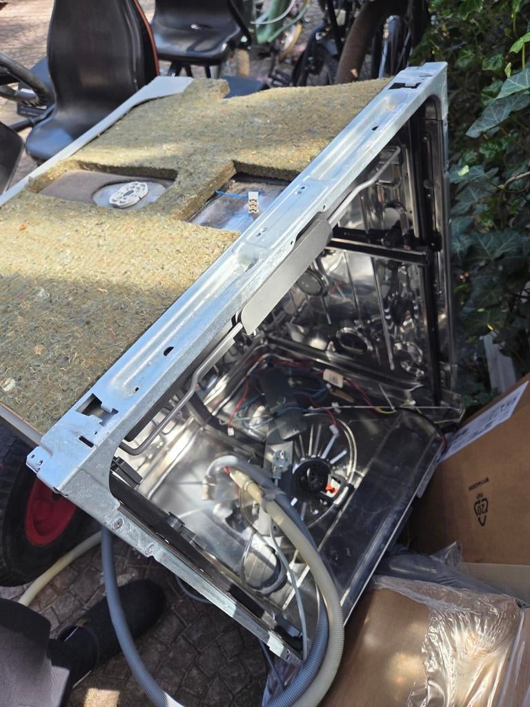 Gratis ophalen ijzer IKEA Hygienisk vaatwasser onderdelen, Ophalen, Minder dan 85 cm