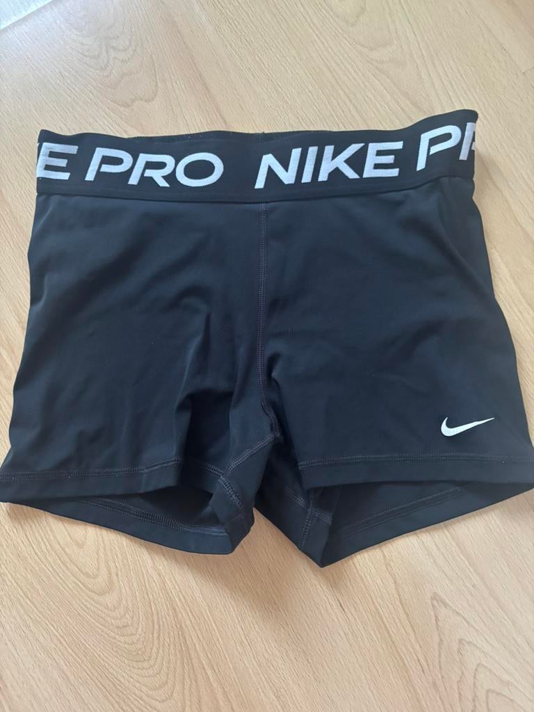 Nike pro sport broekje, Kleding | Dames, Sportkleding, Maat 38/40 (M), Zwart, Overige typen, Ophalen of Verzenden