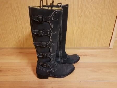 Sancho Boots mt.36 hoge laarzen zwart suede en wit stiksel, Kleding | Dames, Schoenen, Hoge laarzen, Sancho Boots, Zwart, Ophalen of Verzenden