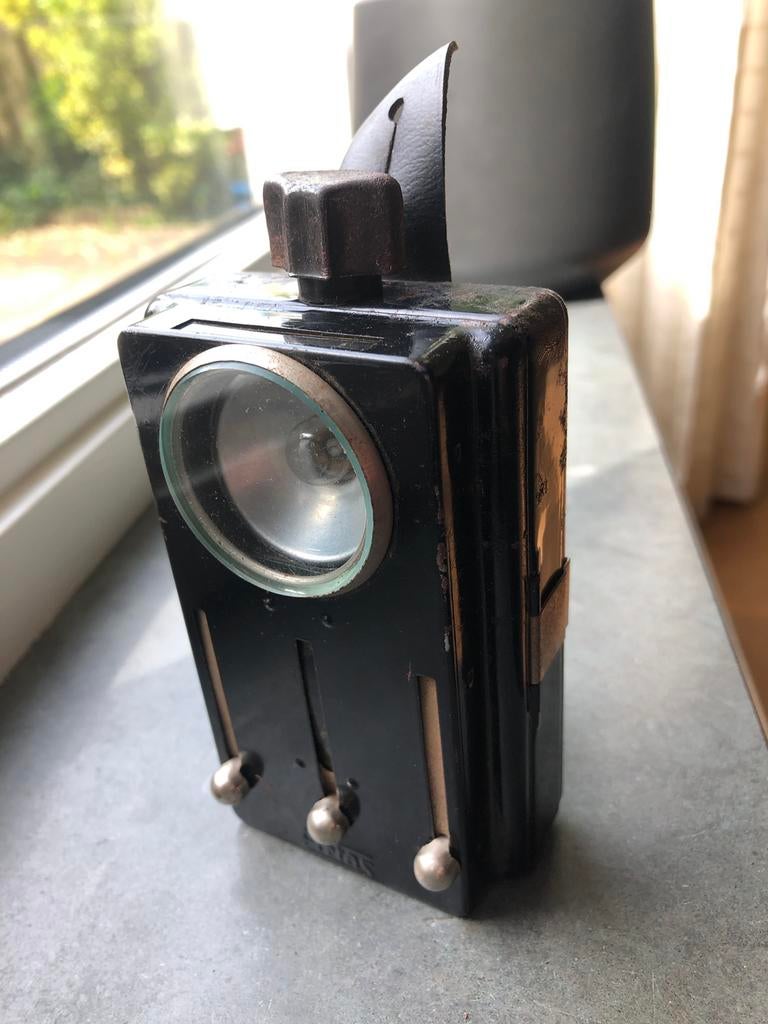 Oude Duitse ARTAS zaklamp - in werkende staat, Caravans en Kamperen, Zaklampen, Gebruikt, Batterij, Ophalen of Verzenden