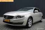 Volvo V60 2.0 T3 Polar ECC/NAVIGATIE/PDC/120.835KM!/NAP, Gebruikt, Euro 6, 4 cilinders, Origineel Nederlands