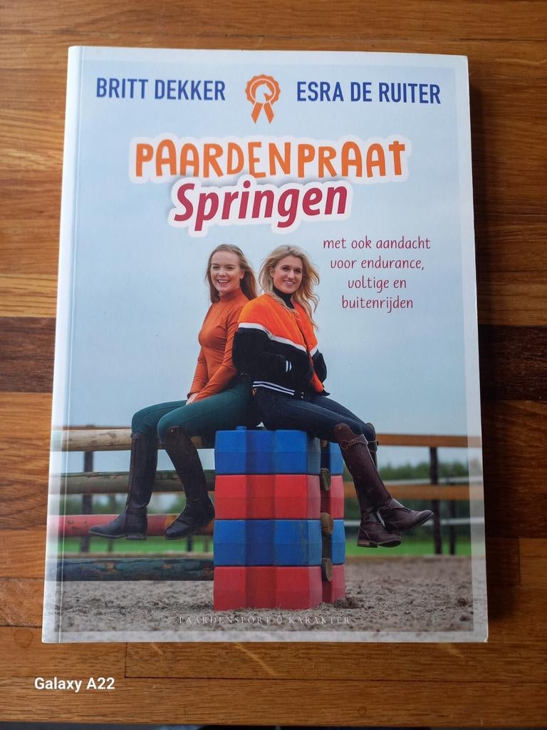 Paardenpraat Springen - Britt Dekker & Esra de Ruiter, Boeken, Ophalen of Verzenden