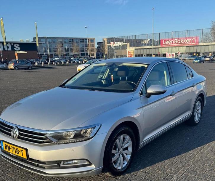 €11.000 ALLEEN VOOR 5 DAGEN Volkswagen Passat 1.4 TSI, Auto's, Volkswagen, Particulier, Passat, Benzine, A, Sedan, Automaat, Origineel Nederlands