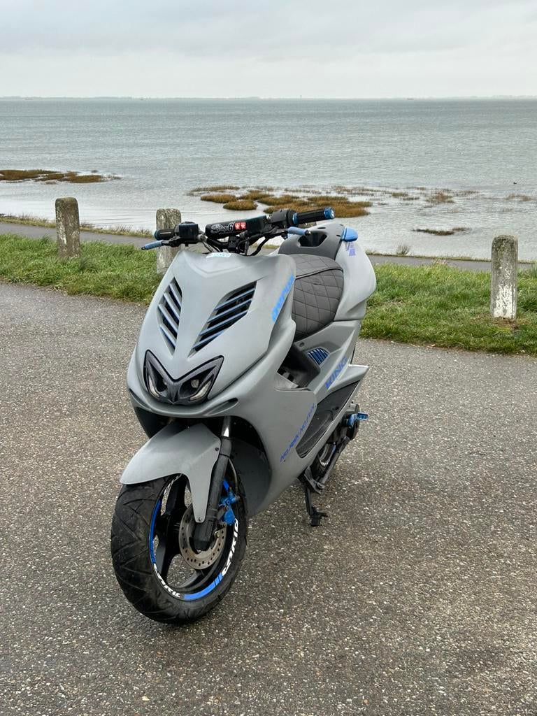 Yamaha aerox, Ophalen, Aerox, 70 cc, Zo goed als nieuw