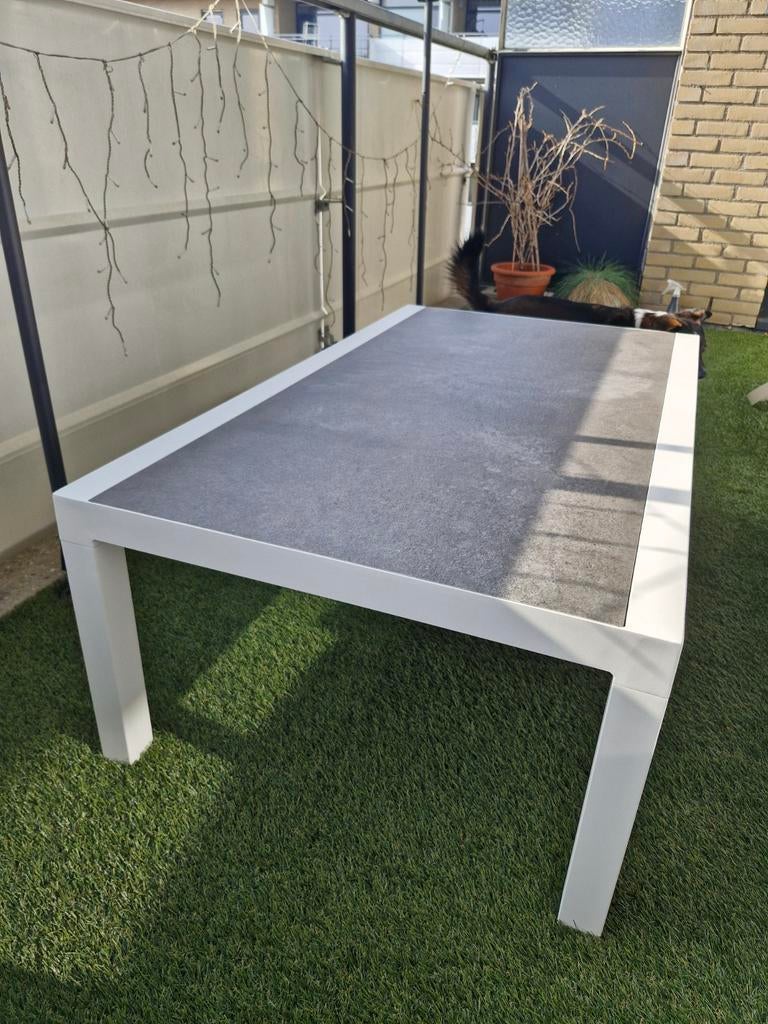 Loungetafel wit met een grijs blad - kleine schade, Ophalen, Gebruikt, Rechthoekig, Aluminium