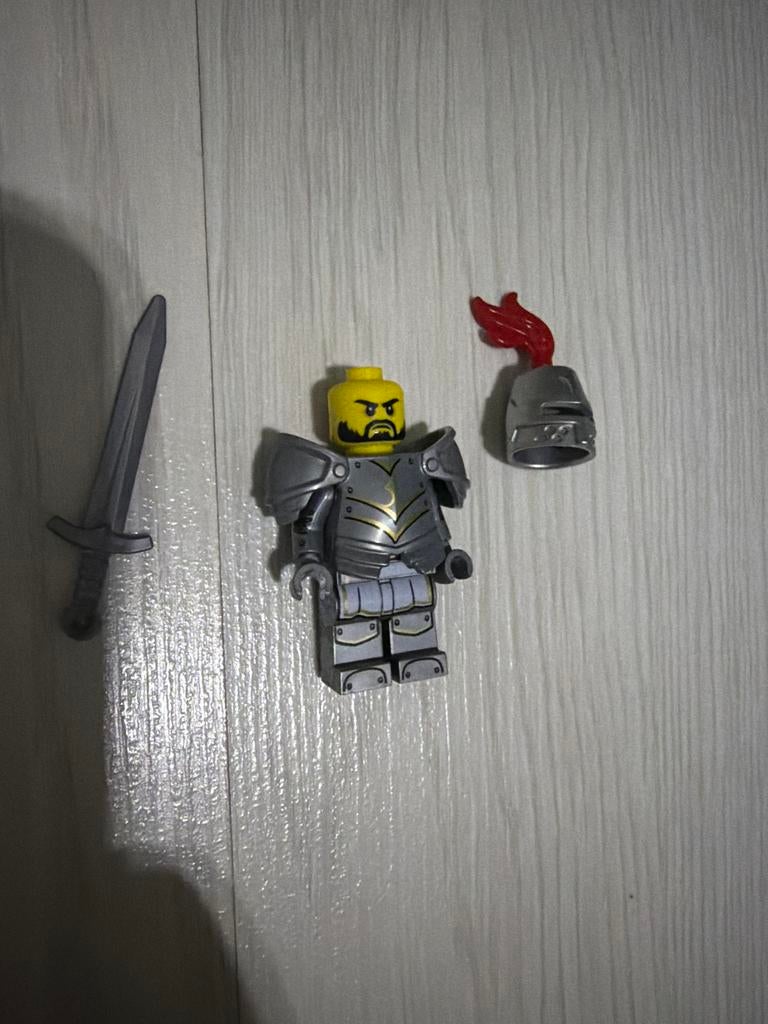 Lego Ridder met Zwaard en Helm 100% echte lego custom, Ophalen of Verzenden, Zo goed als nieuw, Jongen of Meisje