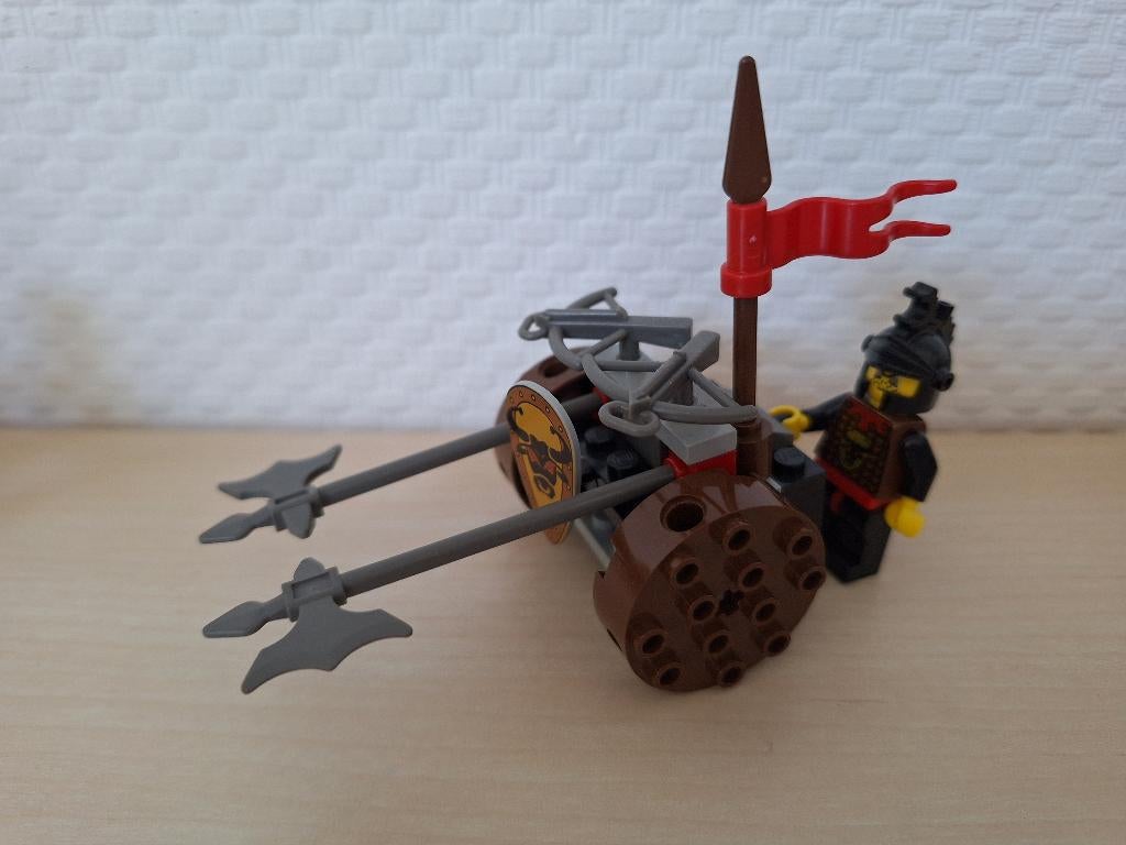 * Lego Castle: 4806 Axe Cart * Ridder * complete set *, Kinderen en Baby's, Speelgoed | Duplo en Lego, Ophalen of Verzenden, Gebruikt
