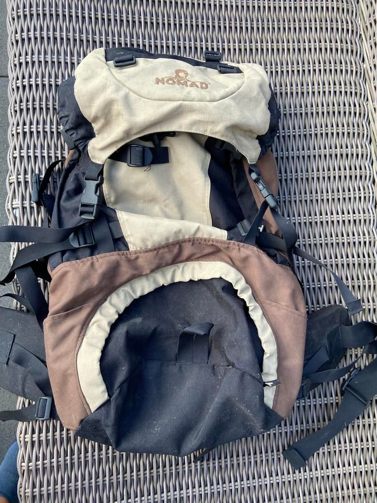Nomad Backpack Rugzak 50 liter - Veel vakjes, Gebruikt, Ophalen of Verzenden, Trekking, 60 cm of meer