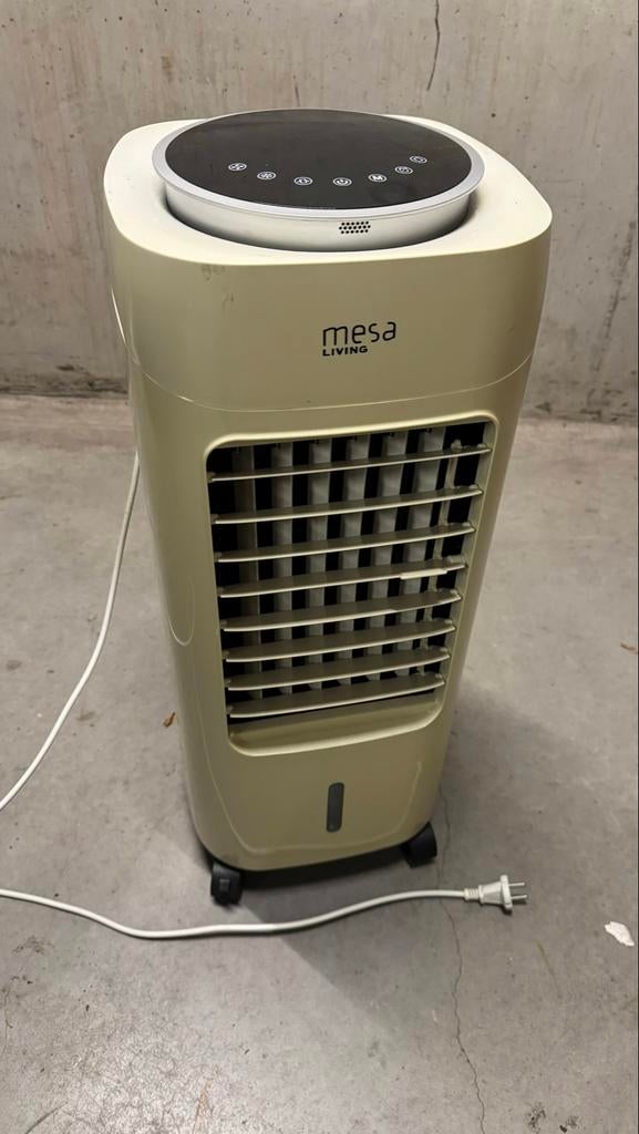 Mesa Living Torenventilator met koud water functie, Witgoed en Apparatuur, Ventilatoren, Ophalen, Gebruikt, Torenventilator