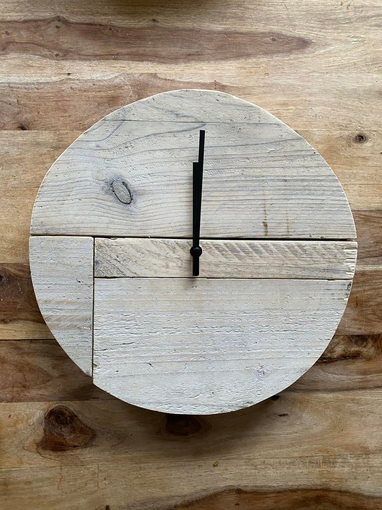 handgemaakte wandklok van steigerhout - Ø 33cm, Ophalen of Verzenden, Nieuw, Analoog, Wandklok