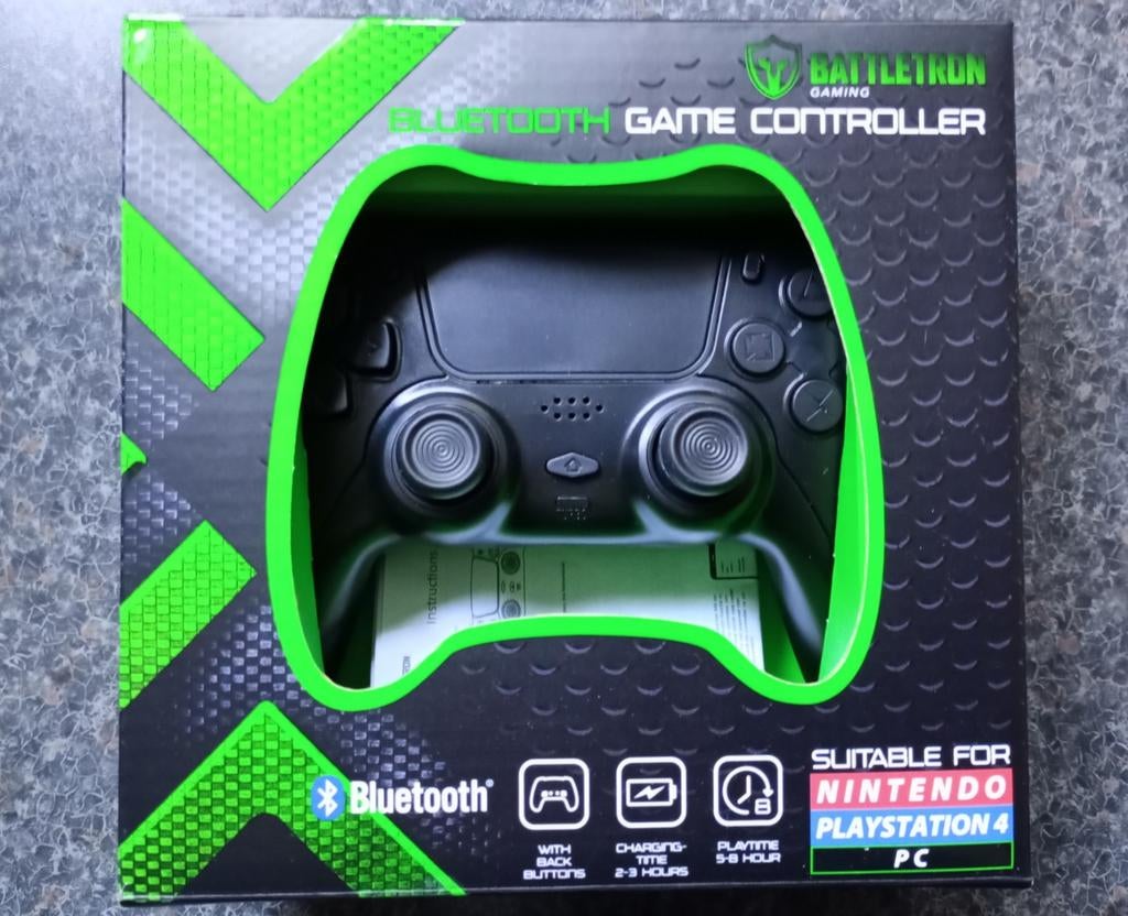 Battletron gaming controller en oplaadstation nog nieuw, Spelcomputers en Games, Spelcomputers | Sony PlayStation Consoles | Accessoires