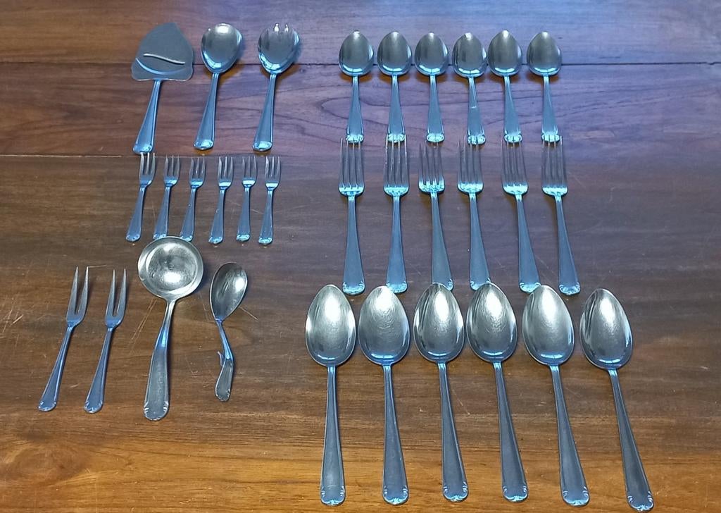 Diverse vintage besteksdelen, Sola nr. 1500, lepels, vorken., Ophalen of Verzenden, Gebruikt, Rvs of Chroom