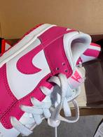 Nike low dunks, Kleding | Dames, Schoenen, Ophalen of Verzenden, Nieuw, Sneakers of Gympen