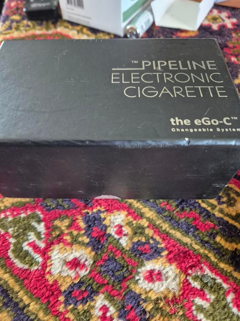 Electronic cigarette, Ophalen, Zo goed als nieuw, Tabaksdoos of Verpakking