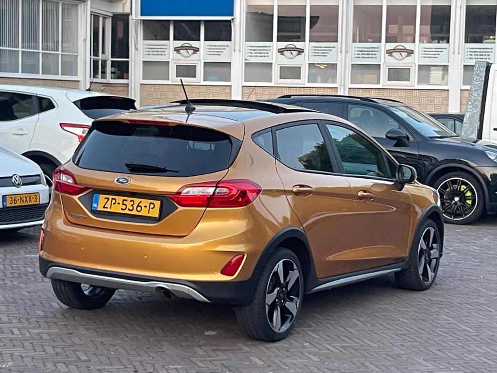 Ford Fiesta 1.0 EcoBoost Active Cruise|Carbon|Camera|BSA|Nav, Voorwielaandrijving, 1141 kg, Gebruikt, Euro 6