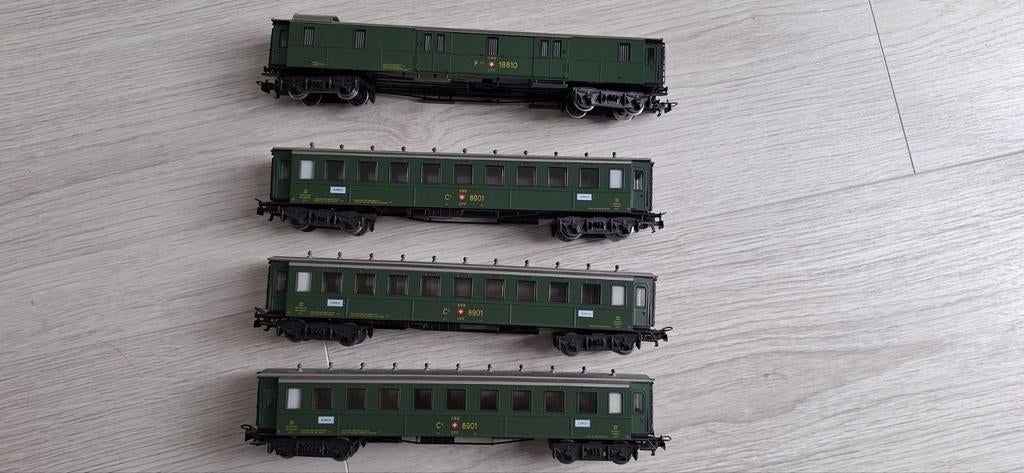 Marklin rijtuigen SBB, Hobby en Vrije tijd, Wisselstroom, Gebruikt, Wagon, Ophalen of Verzenden