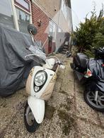 Sym Mio 50 (snor) te koop (inclusief windscherm + alarm), Fietsen en Brommers, Scooters | SYM, Gebruikt, Benzine, Maximaal 25 km/u