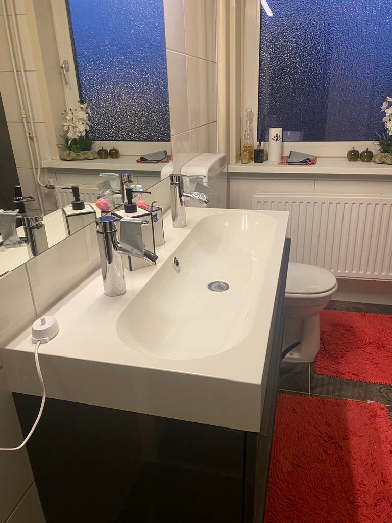 Bad meubel, Huizen en Kamers, Kamers te huur