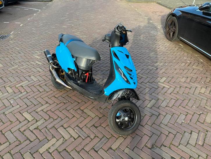 Piaggio Zip 183cc LC, Fietsen en Brommers, Scooters | Piaggio, Zo goed als nieuw, Zip, Tweetakt, Ophalen