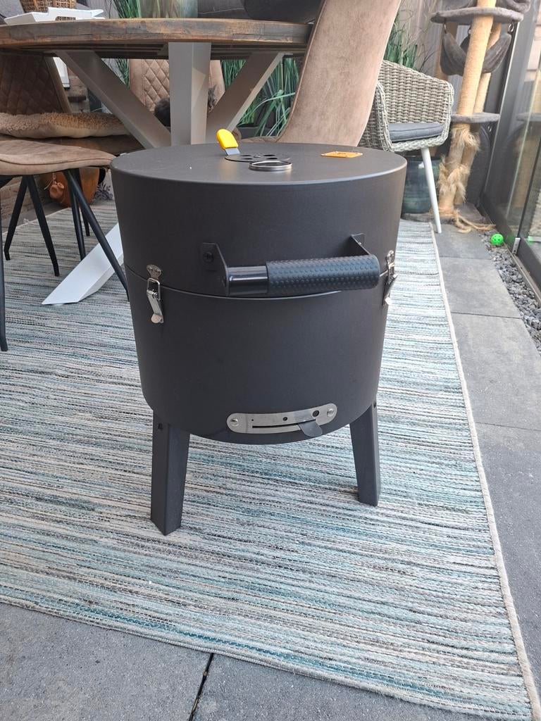 Boretti Tonello houtskoolbarbecue, Tuin en Terras, Ophalen, Zo goed als nieuw, Baretti, Met accessoires