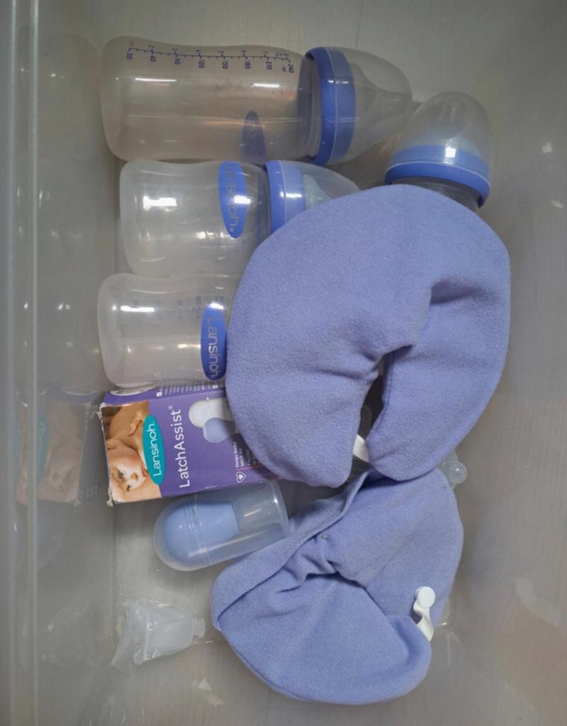 Lansinoh set flessen - fles - assistent - kompressen, Ophalen of Verzenden, Zo goed als nieuw, Overige typen