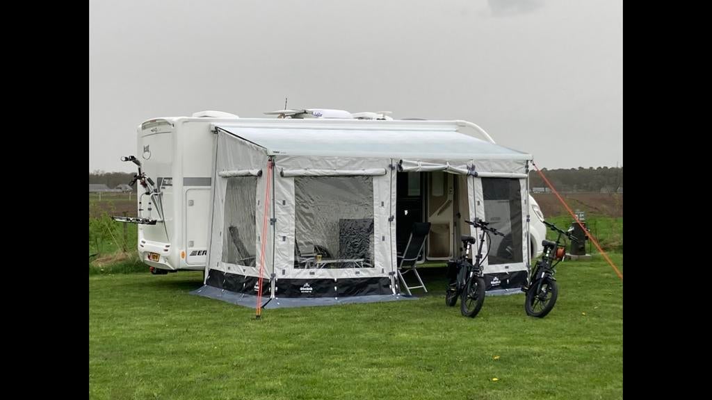 Luifeltent 430 (1 dag gebruikt) ZGAN 325€ (nieuw 800€), Caravans en Kamperen, Camper-accessoires, Ophalen of Verzenden