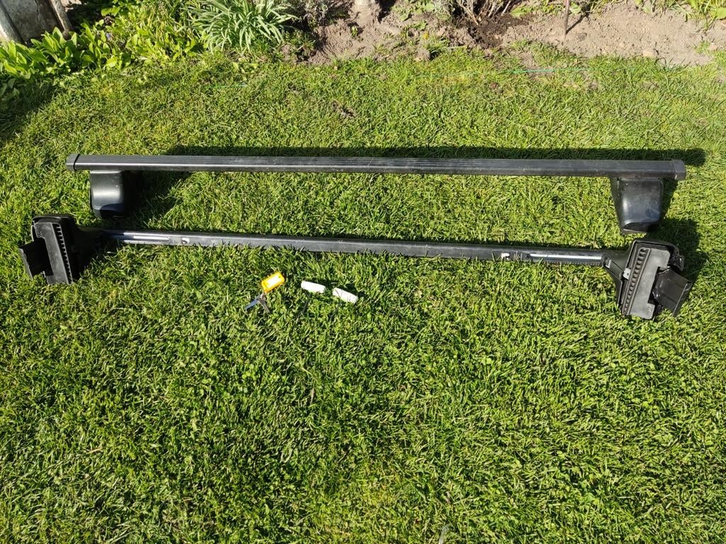 Thule dakdrager. Kia Venga / Hyundai IX20, Ophalen