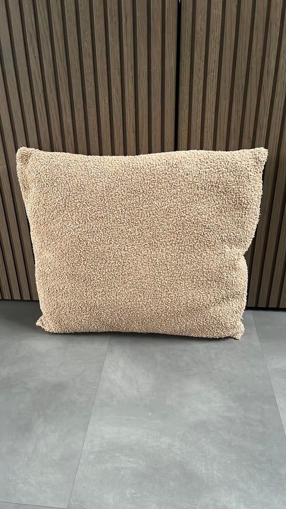Beige teddy sierkussen – heerlijk zacht – warme uitstraling, ., Beige, Vierkant, Ophalen of Verzenden